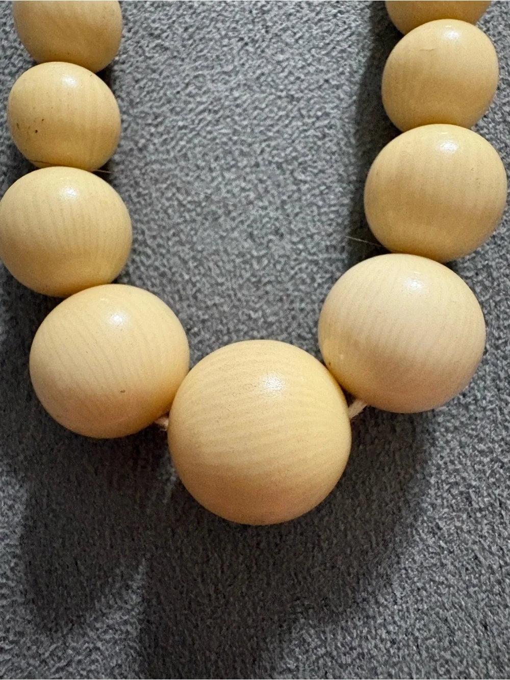 Vintage Celluloid Horizontal Banding Graduated Round Bead Necklace Barrel Clasp